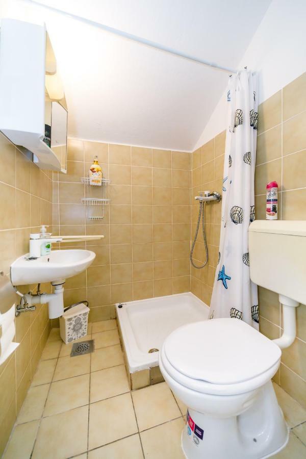 Apartman Jezevac Krk Town Dış mekan fotoğraf